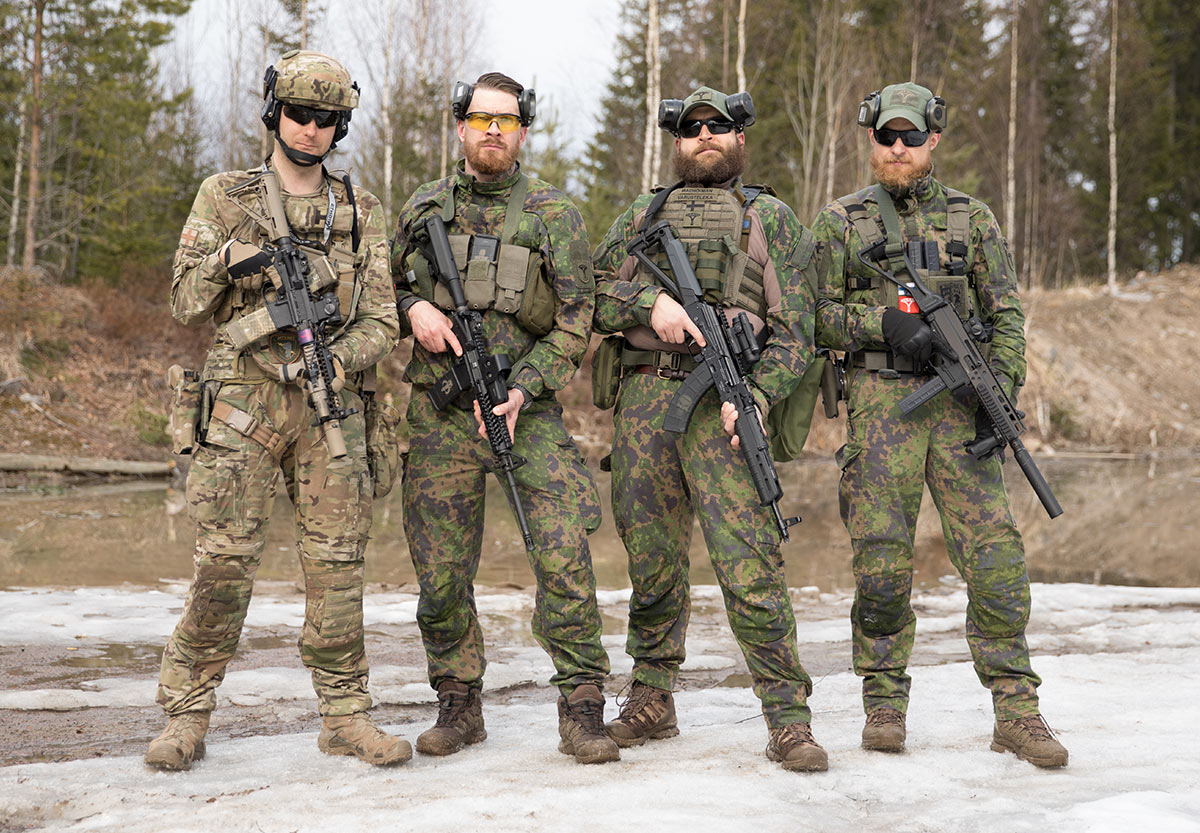 The gang posed for a group photo: Jari, Mörkö, Macho-man, and Rõnin.