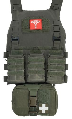 Särmä TST PC Wing. Attached between the plate carrier and its placard.