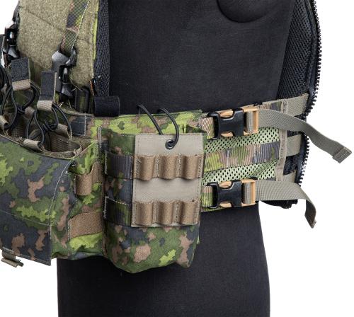 Velocity Systems SwiftClip Kit. Mayflower chest rig attached to the cummerbund.