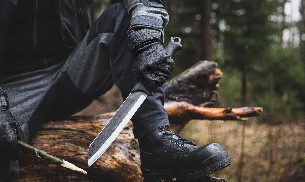 【ヴァレステリカ】スクラマ 240 Varusteleka Skrama 240, Carbon Steel - Varusteleka.com