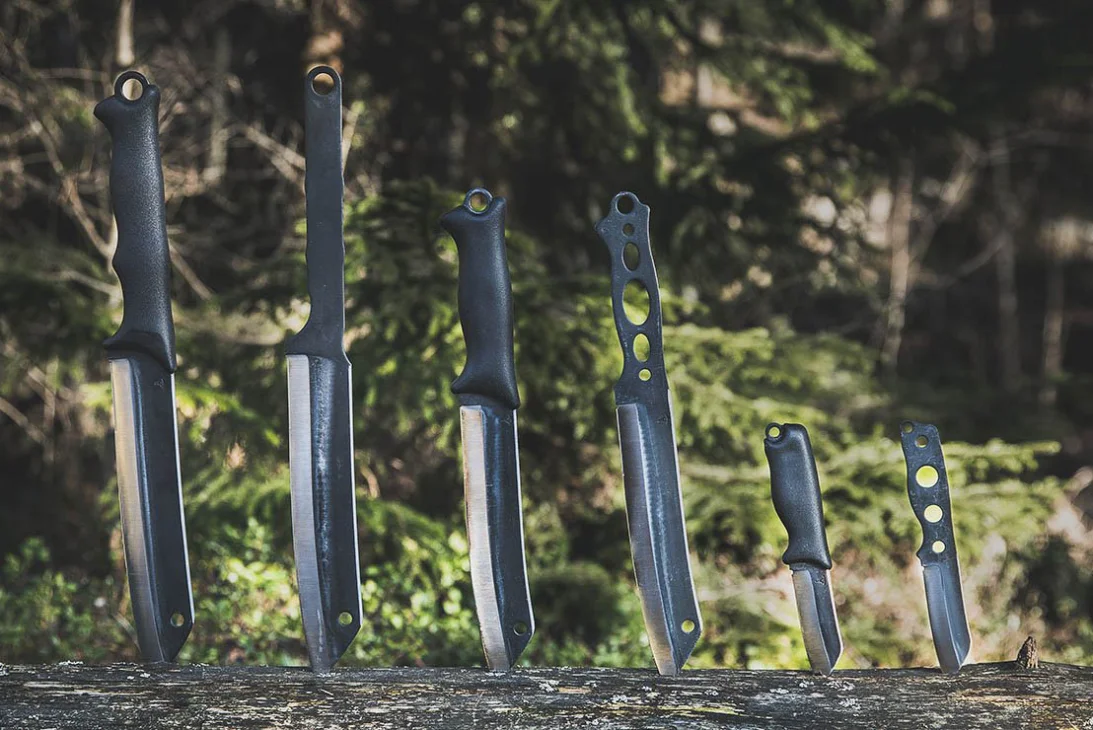 【ヴァレステリカ】スクラマ 200 Varusteleka Skrama 200, Carbon Steel - Varusteleka.com