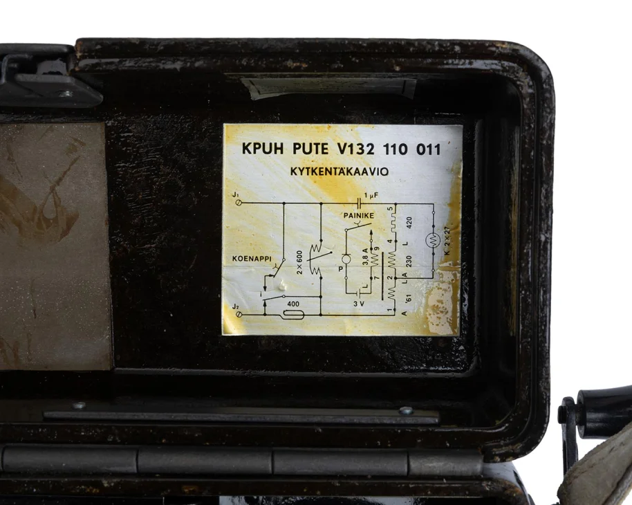 Finnish Field Telephone, Surplus - Varusteleka.com