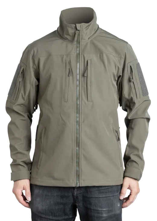 Model height 181 cm, chest circumference 96 cm, waist circumference 88 cm. Wearing size Medium Regular.
