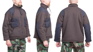 This person is 188 cm tall with a 96 cm chest (6' 2" and 38"). Jacket size Medium.