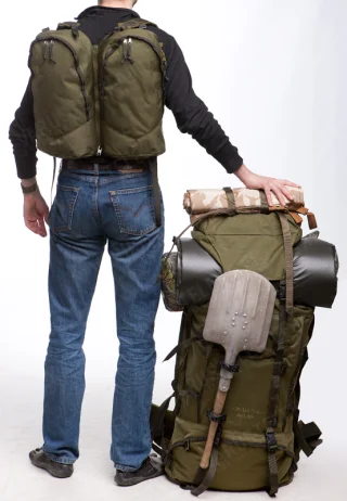 The side pouches connect to form a day pack.