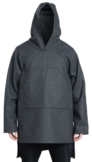 Blanket Shirt, Größe L/XL, Modell 182 cm/6'0" groß, Brustumfang 95 cm/37".