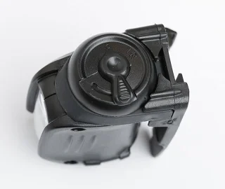 Solid and tactile lever for switching between regular and IR mode