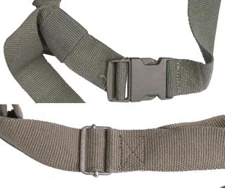 The buckles on the hip belt vary.