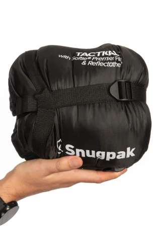 Comes with a compression bag, 18 x 17 cm / 7" x 7".