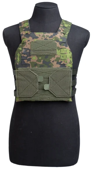 Särmä TST LVPC Plate Carrier PALS-cummerbundilla