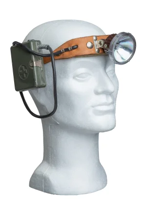 "I am not a miner, but I can take a look." The battery case can be worn on the headband too.