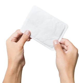 The package contains a single warmer.