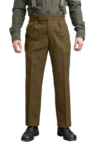 These are technically dress pants, but with a suitable shirt they also make a very nice dock worker look from the 1920s.