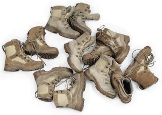 As you can see from the pic, the color and condition vary a bit. However, they are all still perfectly serviceable and don't smell like Armageddon underwear.