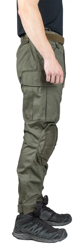 Model height 189 cm, waist circumference 83 cm. Wearing size Medium Regular.