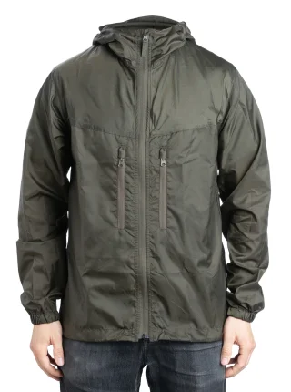 Model height 181 cm, chest circumference 96 cm, waist circumference 88 cm. Wearing size Medium Regular.