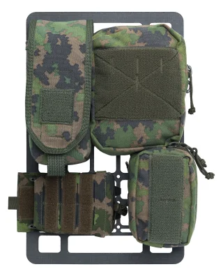 Different attachment options illustrated. The lower pouches are attached horizontally.