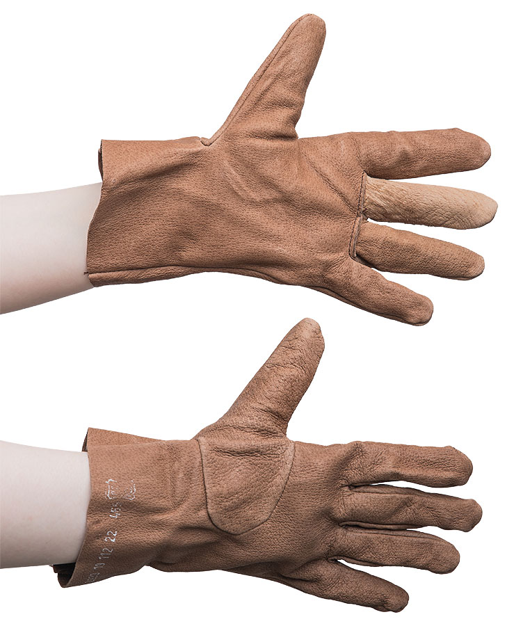 Czech women's leather gloves, surplus Czech women's leather gloves, surplus