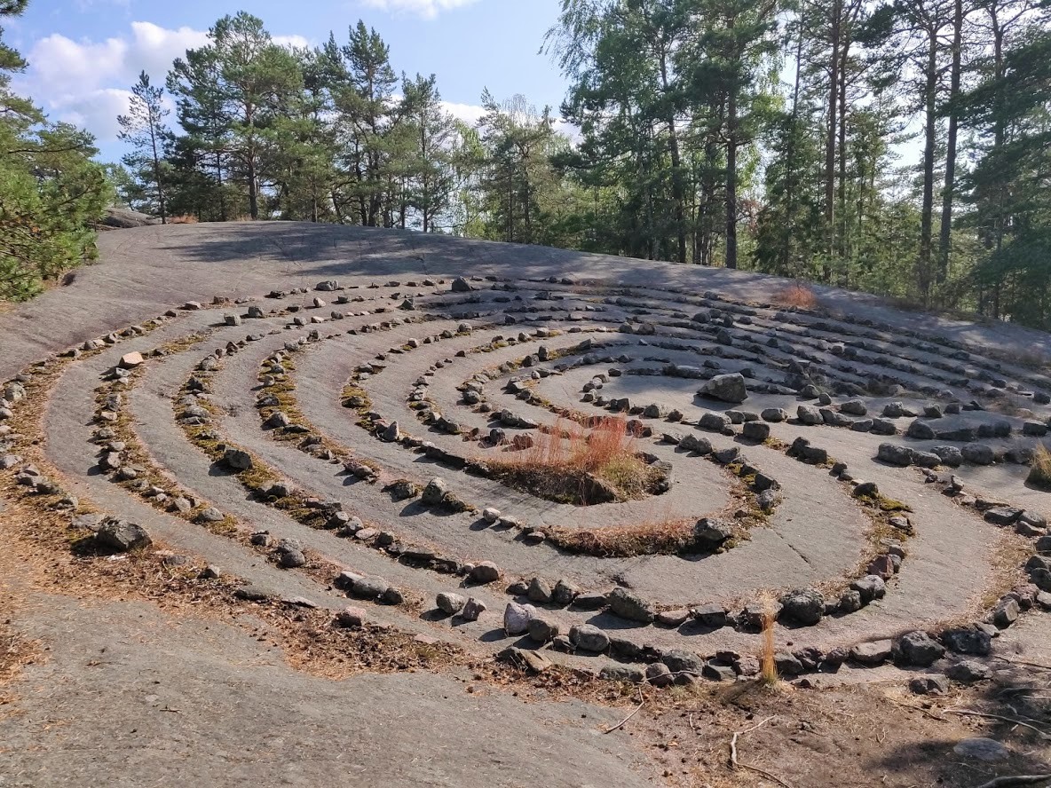 Troy town rock maze in Nauvo.