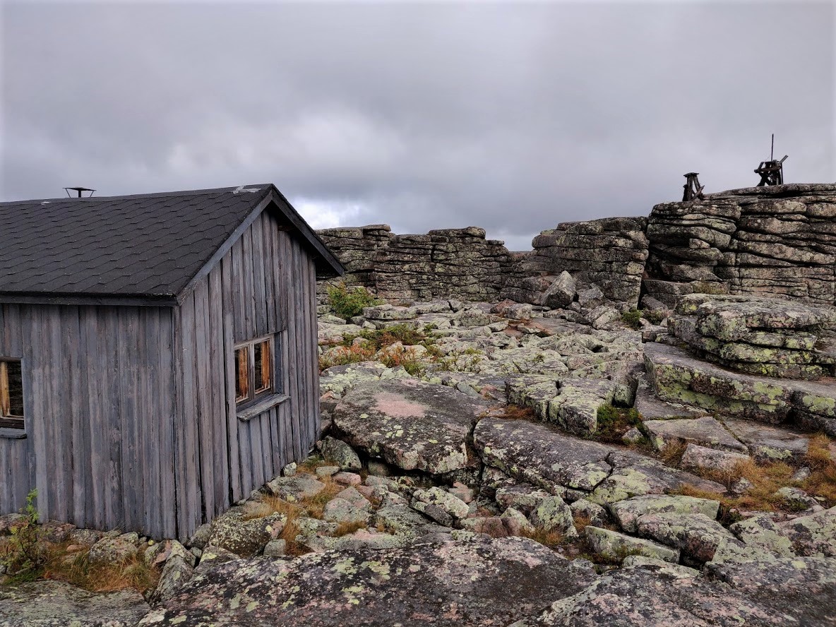 The fire spotter’s hut.