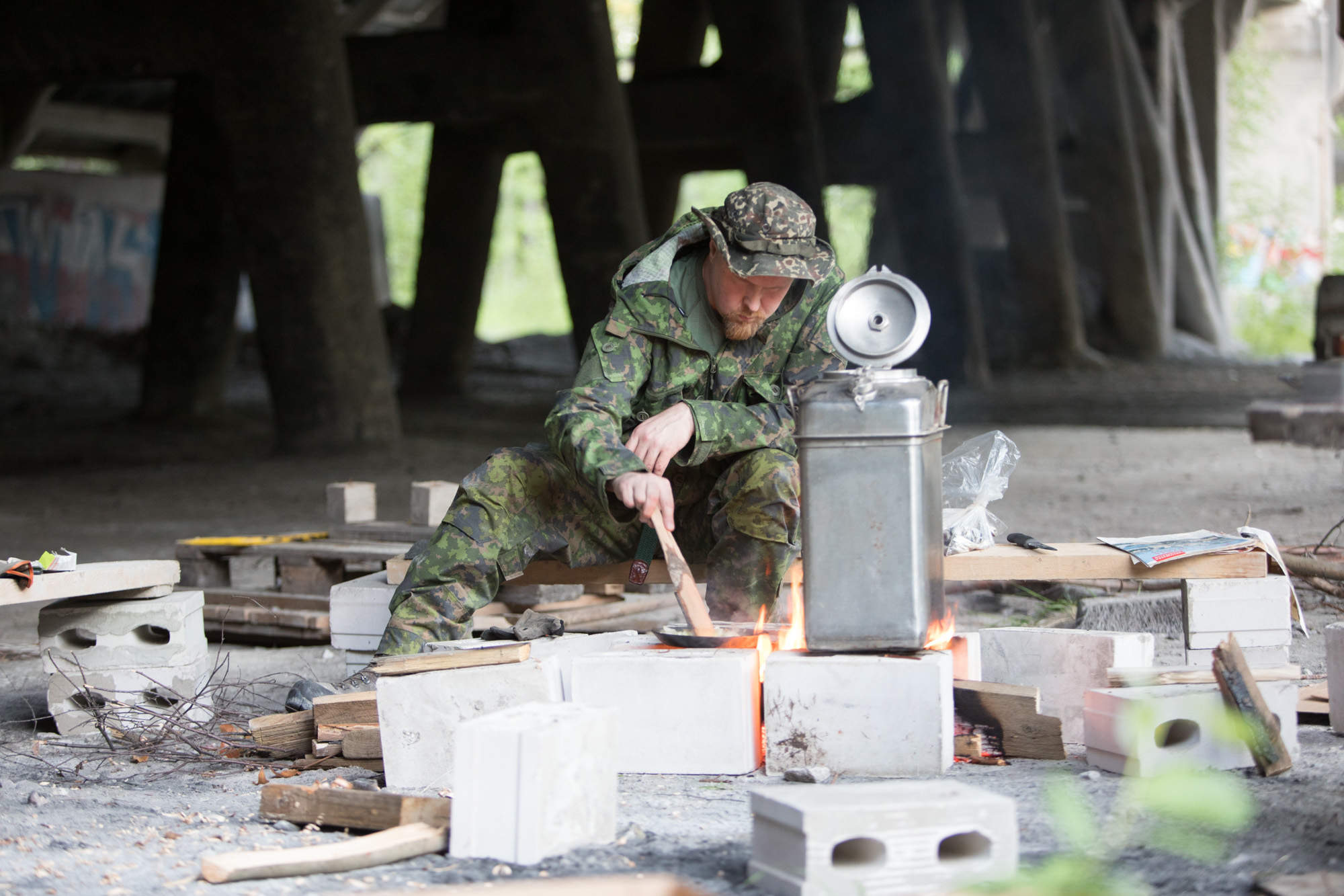 Särmä TST Combat Trousers and Recon Smock, underneath merino wool