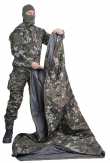 Särmä TST Thermal Cloak. Preparations for cloak wear: fold over to form a bag, close the long side zipper halfaways, leave one short zipper (leg end) completely open and the other half open from the folded side's corner.
