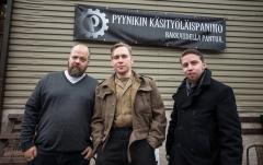 Varusteleka founder Valtteri Lingholm and two other guys in front of Pyynikin brewery at Tampere.