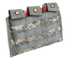 US MOLLE II M4 Triple Mag Pouch, Surplus. UCP