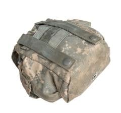 US MOLLE II 1 qt Canteen / General Purpose Pouch, Surplus. PALS straps in the back.