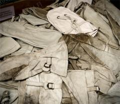 Swedish leather mittens, white, surplus.