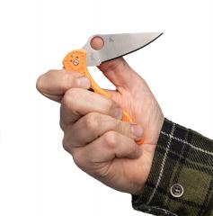 Spyderco Delica 4 Folding knife. The large Spyderco thumb hole allows ambidextrous one-hand opening with either hand.
