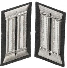 NVA officer's collar tabs, infantry, surplus.