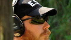 ESS ICE 3 ballistic glasses w. two spare lenses.