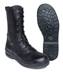 Swedish M93 combat boots, with zipper.