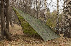 Särmä TST Tarp, M05 woodland camo. 290 x 290 cm pitched "Loue style". Old model in picture; the new model has 17 webbing loops.