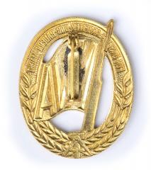 NVA sports qualification badge, gold.
