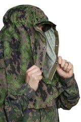 Särmä TST L7 Camouflage cloak. The "collar" is formed by closign a row of press studs.
