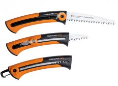 Fiskars Xtract SW73 camping saw. Quick and easy telescoping action.