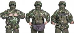 Särmä TST L5 Thermal Anorak. The front zipper opens up to give access to your gear.