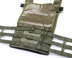Särmä TST PC18 PALS cummerbund. The fit is adjusted by threading the shock cord through the PALS webbing.