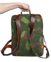Jämä M91 Backpack. Handy handle from a leather utility strap
