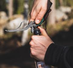 Russian Ratnik 6E6 multitool, Digiflora/green, surplus. Ratnik opens up your beer bottle!