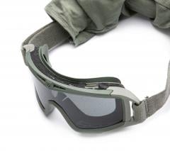 US Desert Locust Ballistic Goggles, Foliage Green, Surplus. The foam filters on the frame unfortunately  crumble into dust.