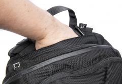 CamelBak Urban Assault Pack XL, Black, with 0.75 l Water Bottle, Surplus.
