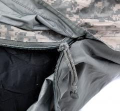 US IMSS Modular Sleeping Bag System, black/green, w. UCP Gore-Tex cover, surplus.