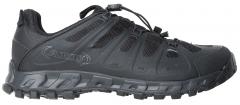 AKU Selvatica Tactical GTX.