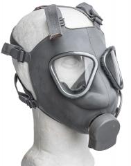 Finnish M/61 Gas Mask with Carrying Bag, Surplus.