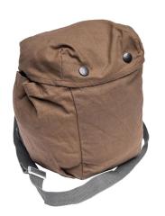 Finnish M/61 Gas Mask with Carrying Bag, Surplus.