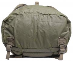 French F1 Combat Rucksack, Surplus. The bottom part of the pack is rubberized.