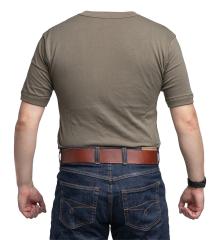 BW T-shirt.